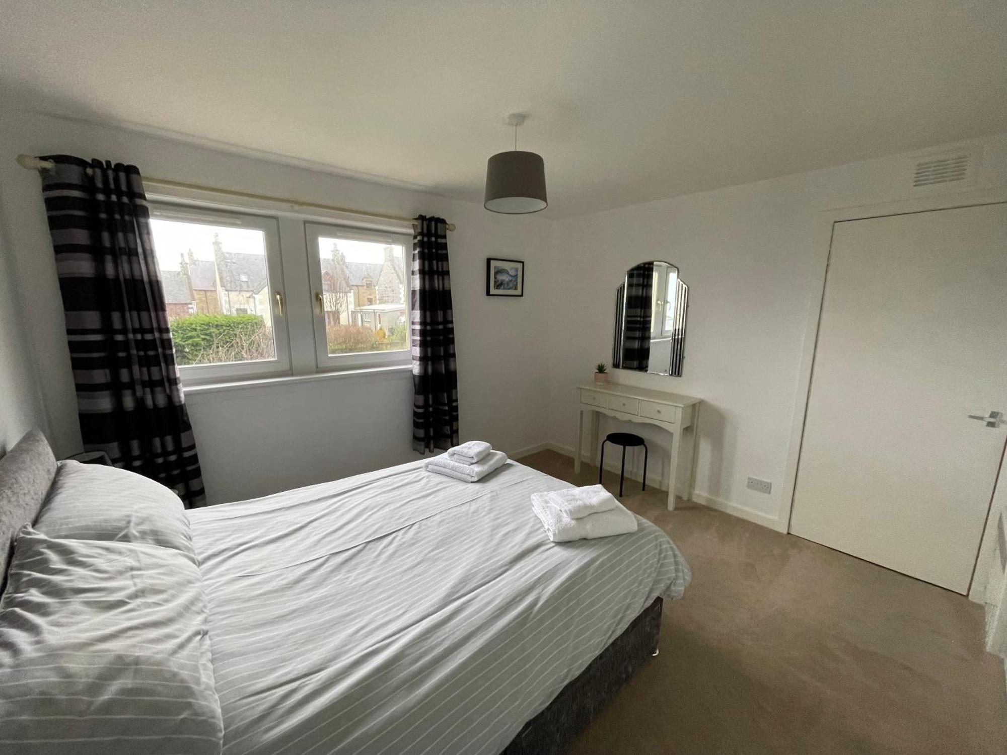Spacious 2 Bedroom Home In Picturesque Cullen Luaran gambar